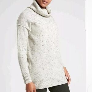 Athleta Bayshore turtleneck tunic sweater